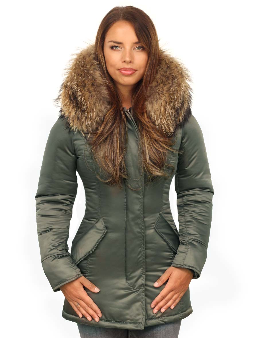 manteau d'hiver pour femme avec col en fourrure vert Versano